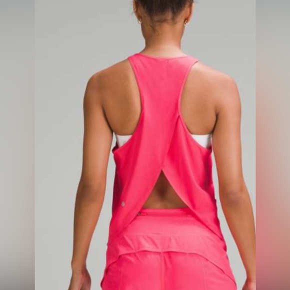 Lululemon tank - Picture 2 of 5